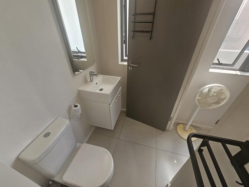 To Let 1 Bedroom Property for Rent in Observatory Western Cape